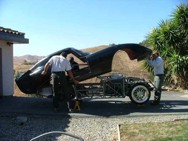 11 - Body mount - web.jpg