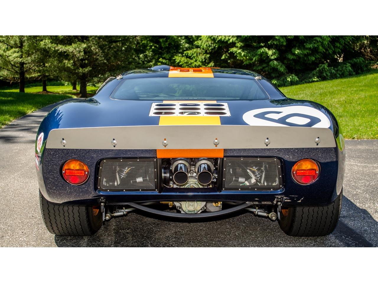 16583488-1966-superformance-gt40-std.jpg