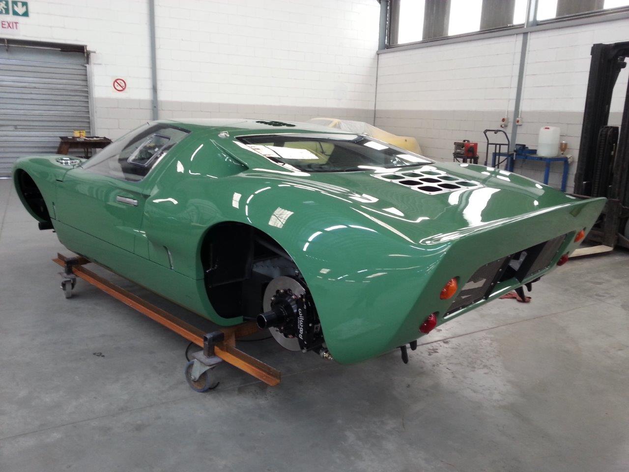 248 - S1335 - P2317 - GT 40 - Triumph Apple Green (4).jpg