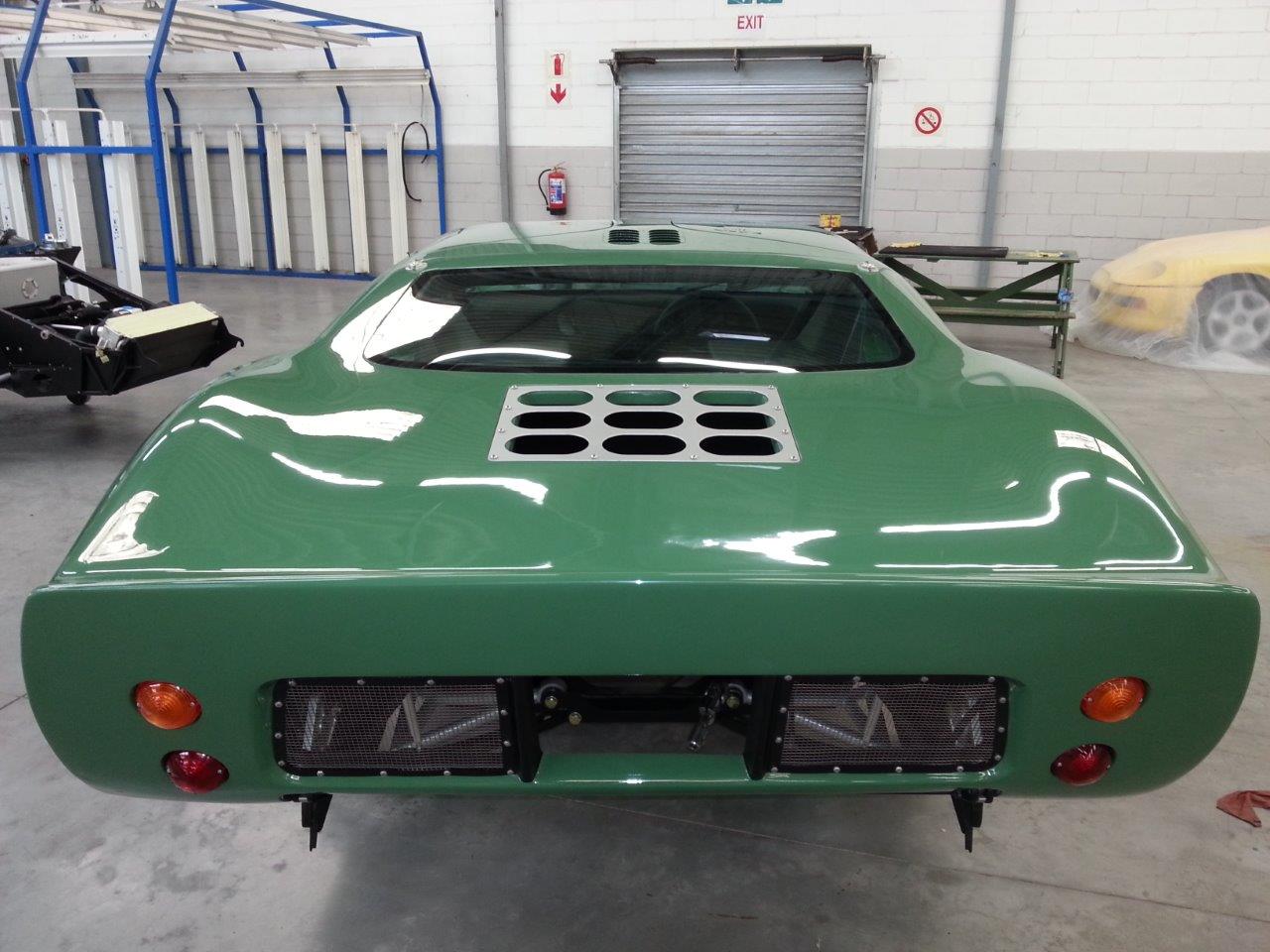 248 - S1335 - P2317 - GT 40 - Triumph Apple Green (5) (1).jpg