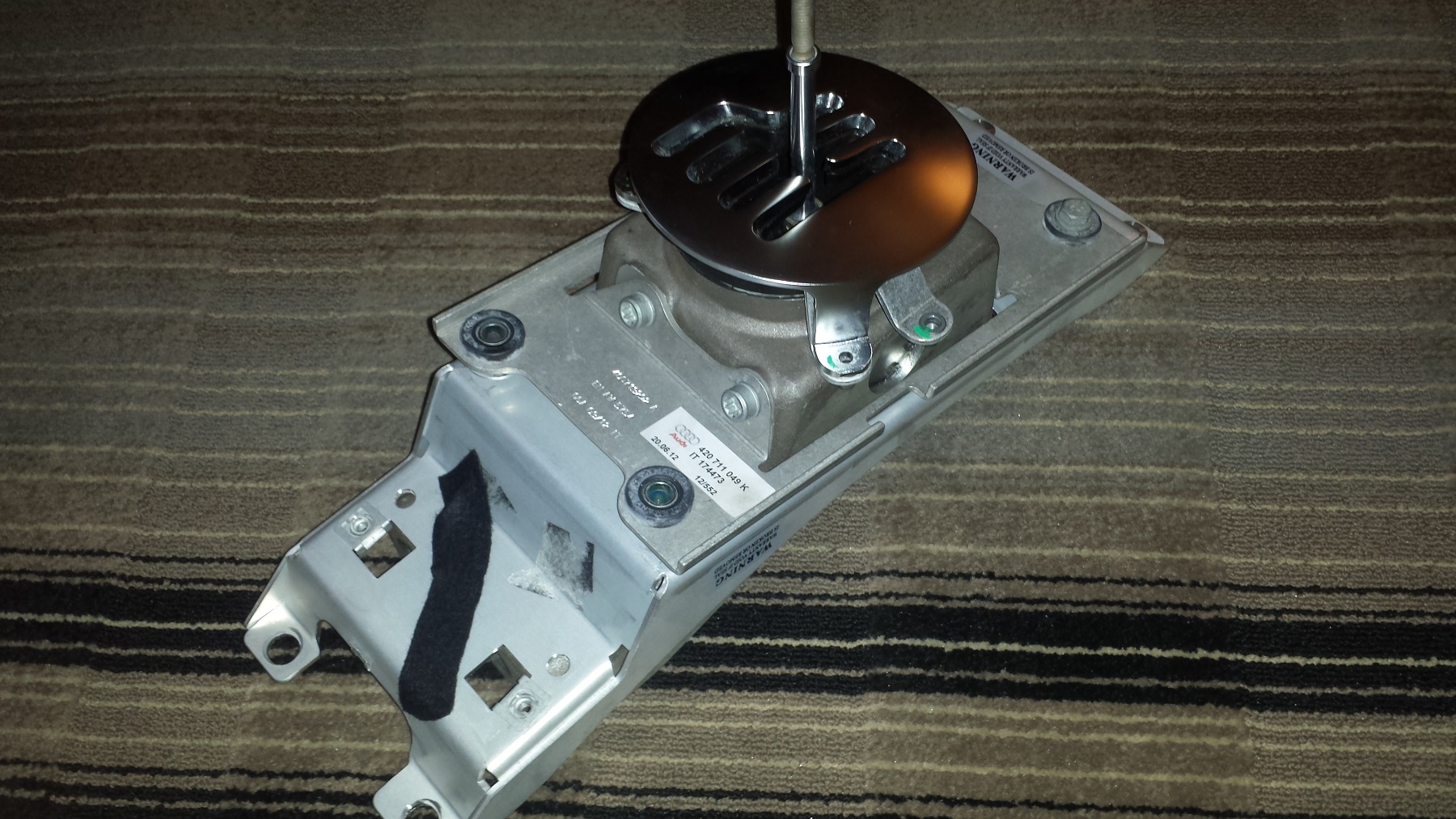 Audi R8 Cable Shifter_2.jpg
