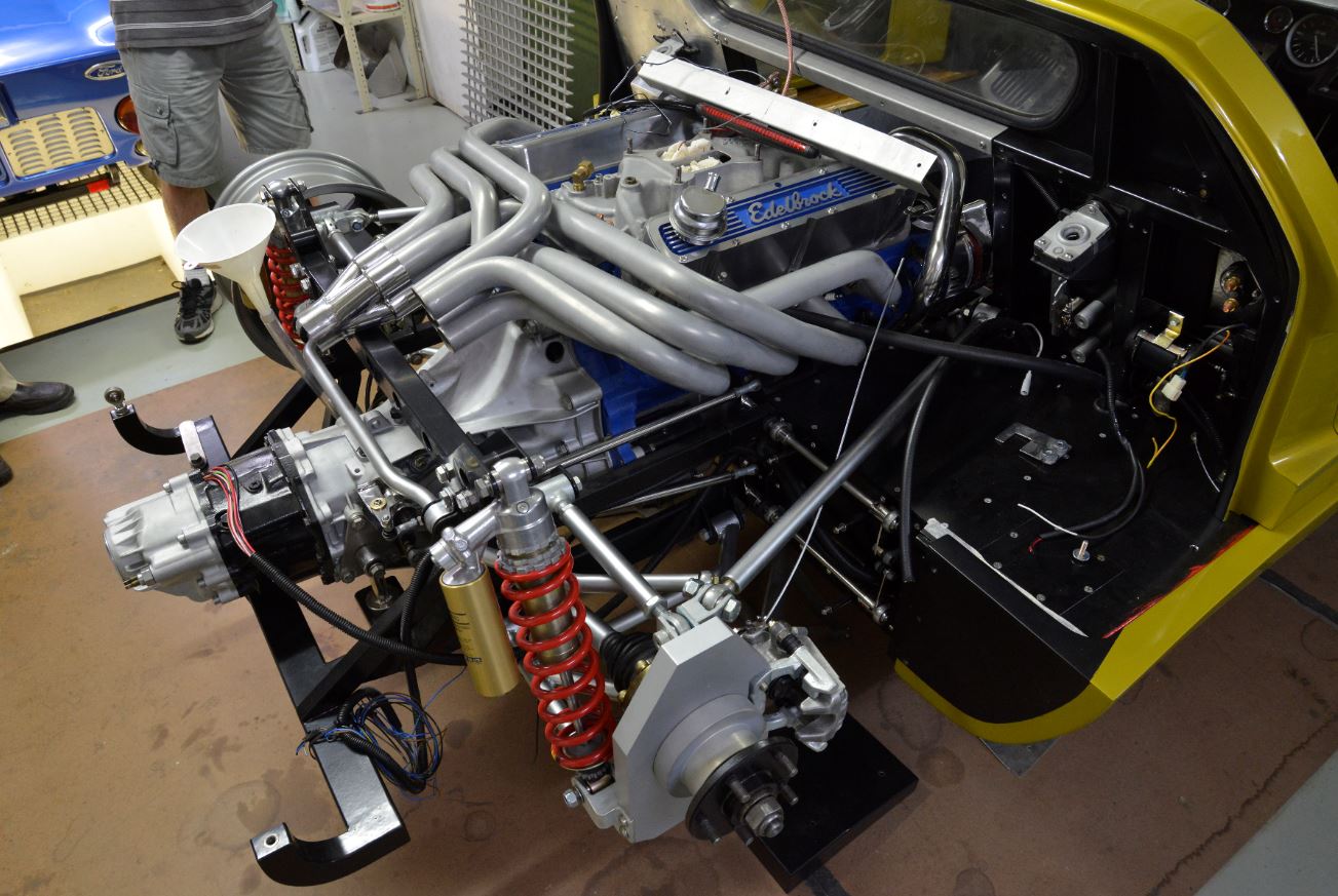 engine bay.JPG