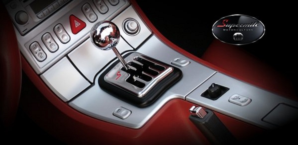 Gated_shifter_Chrysler_Crossfire_1.jpg