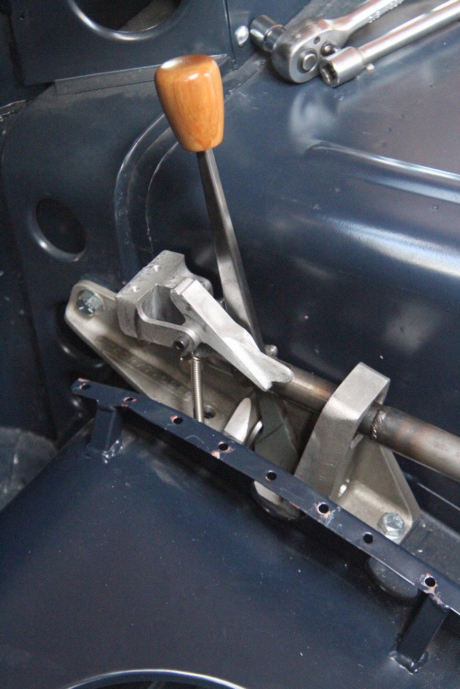 Gear lever.jpg