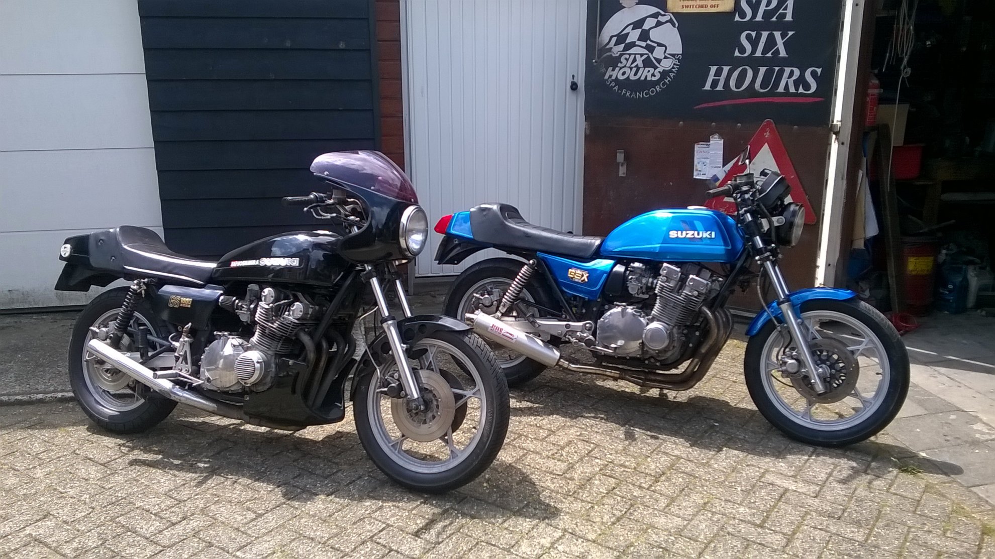 GS1000 vs GSX1100.jpg