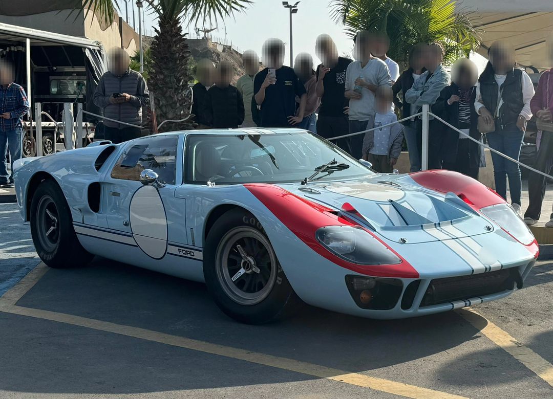 gt40(1).jpg