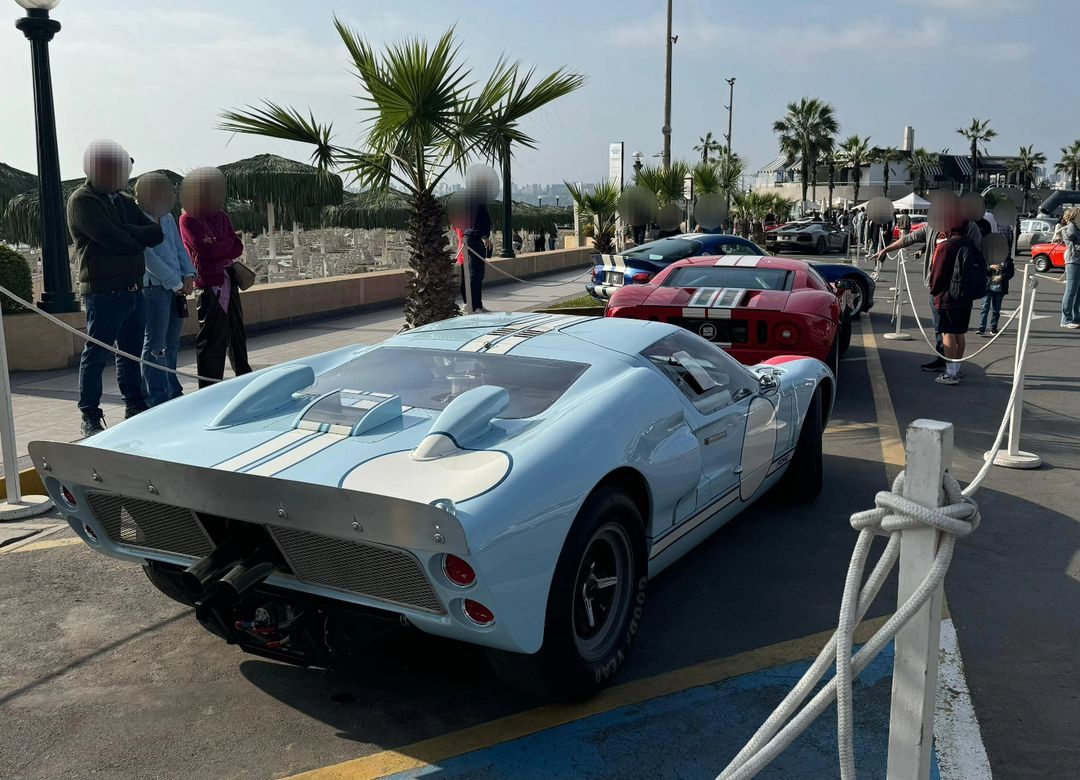 gt40.jpg