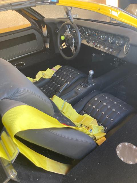 gt40 yellow 18.jpg