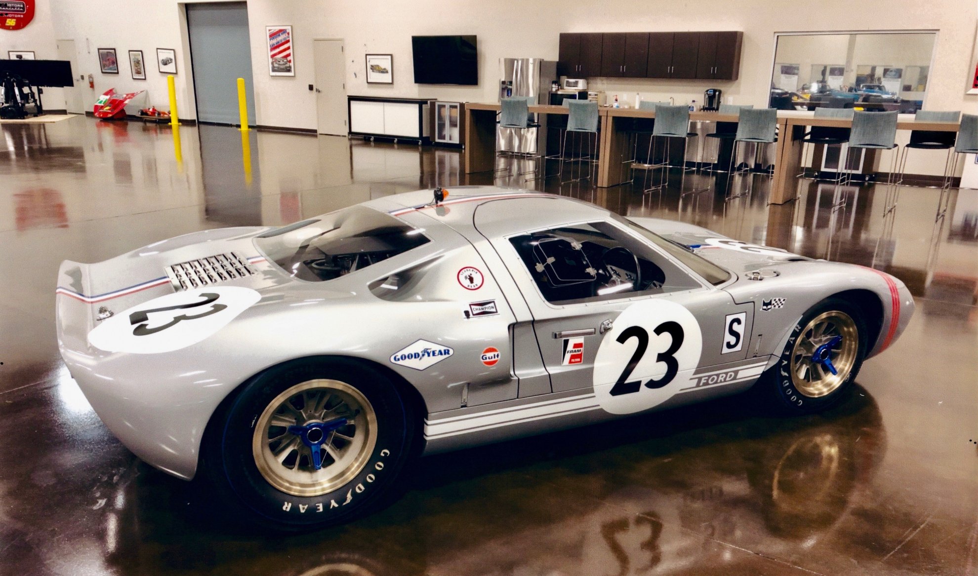 GT40P 1029 -1.jpeg