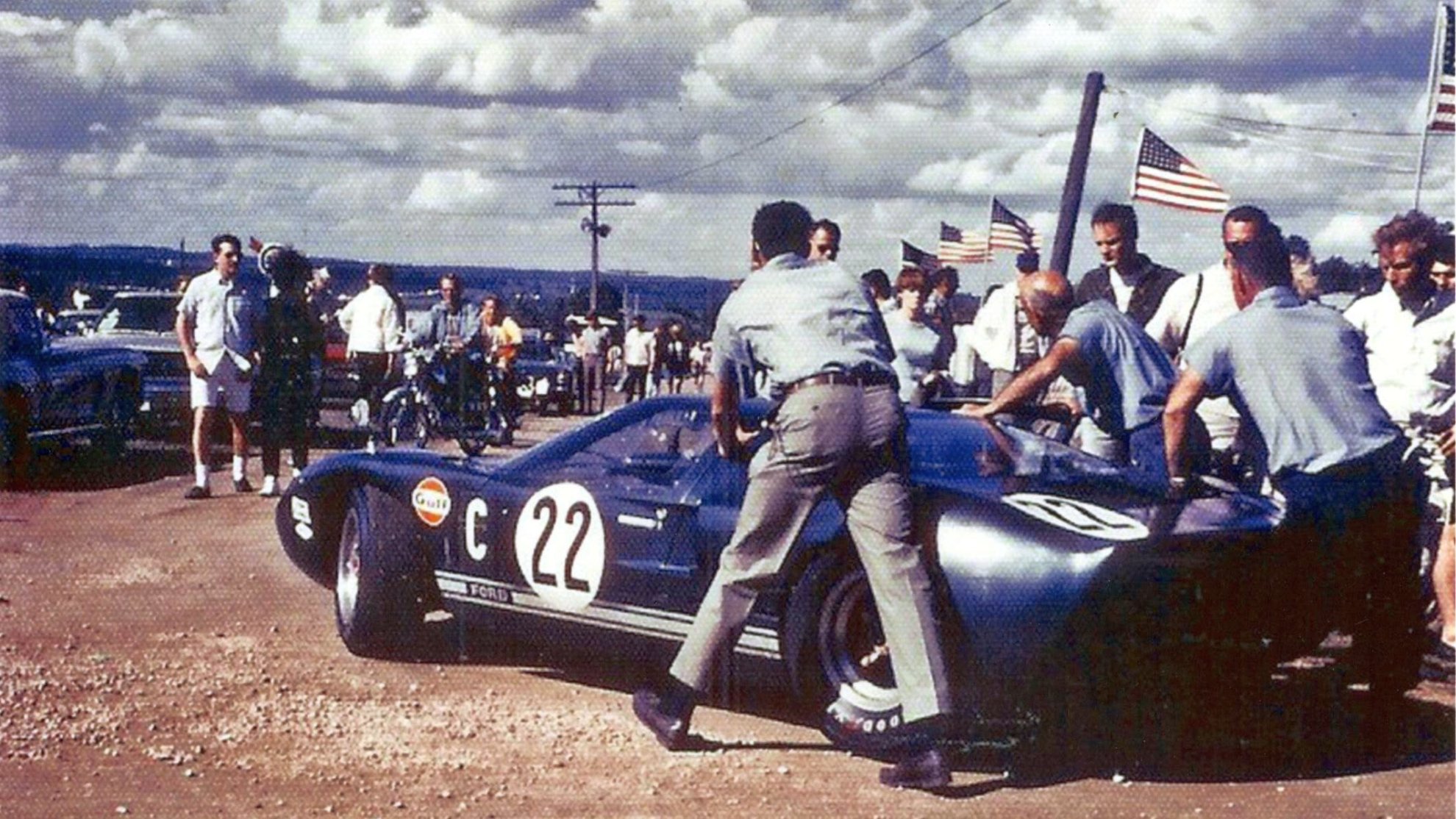 GT40P1049 Grady Davis Elkhart Lake 1966.jpg