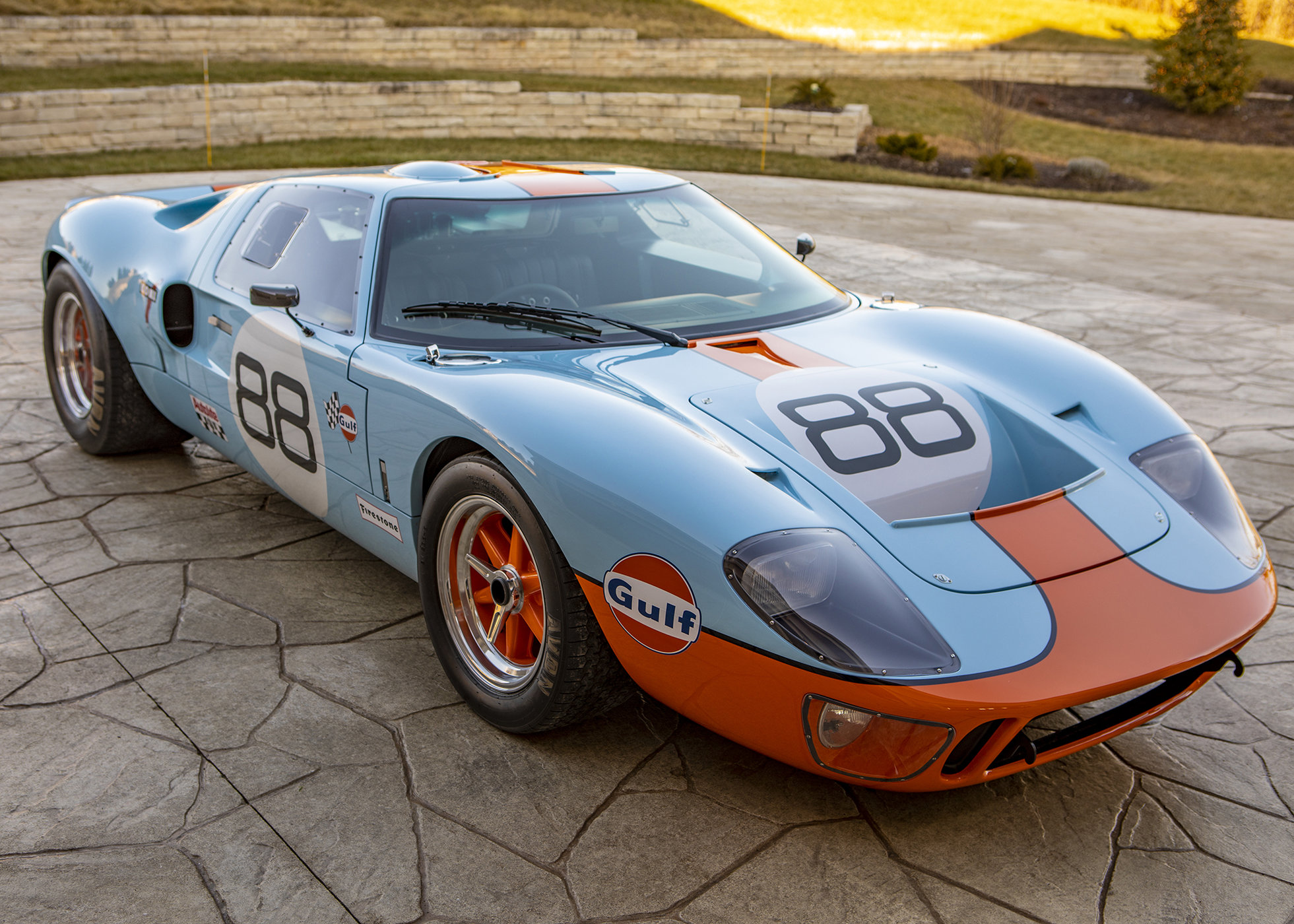 GT40Profile34.jpg