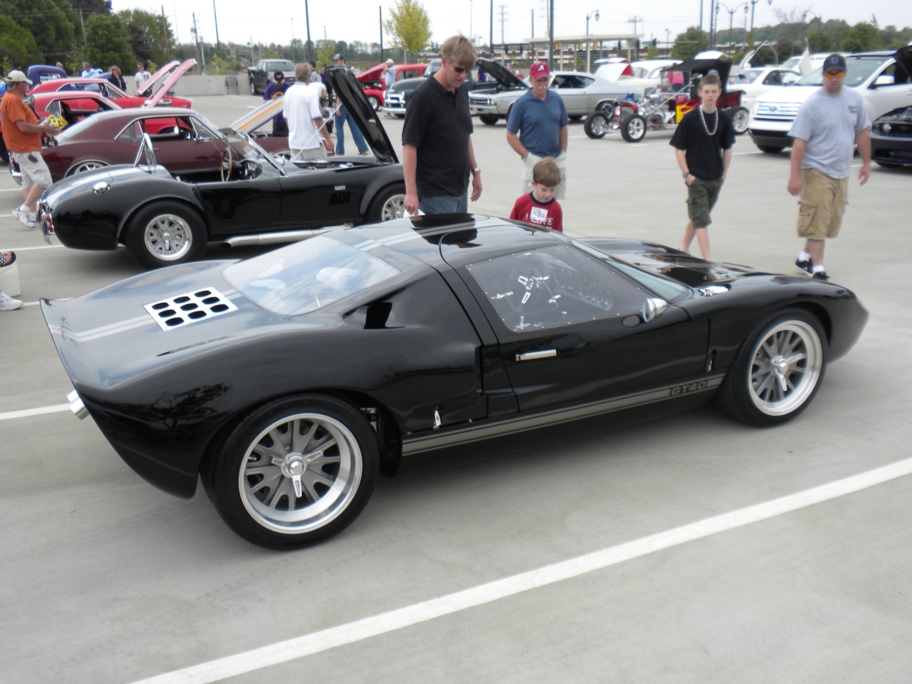 Keith's RCR GT 40 (17).jpg
