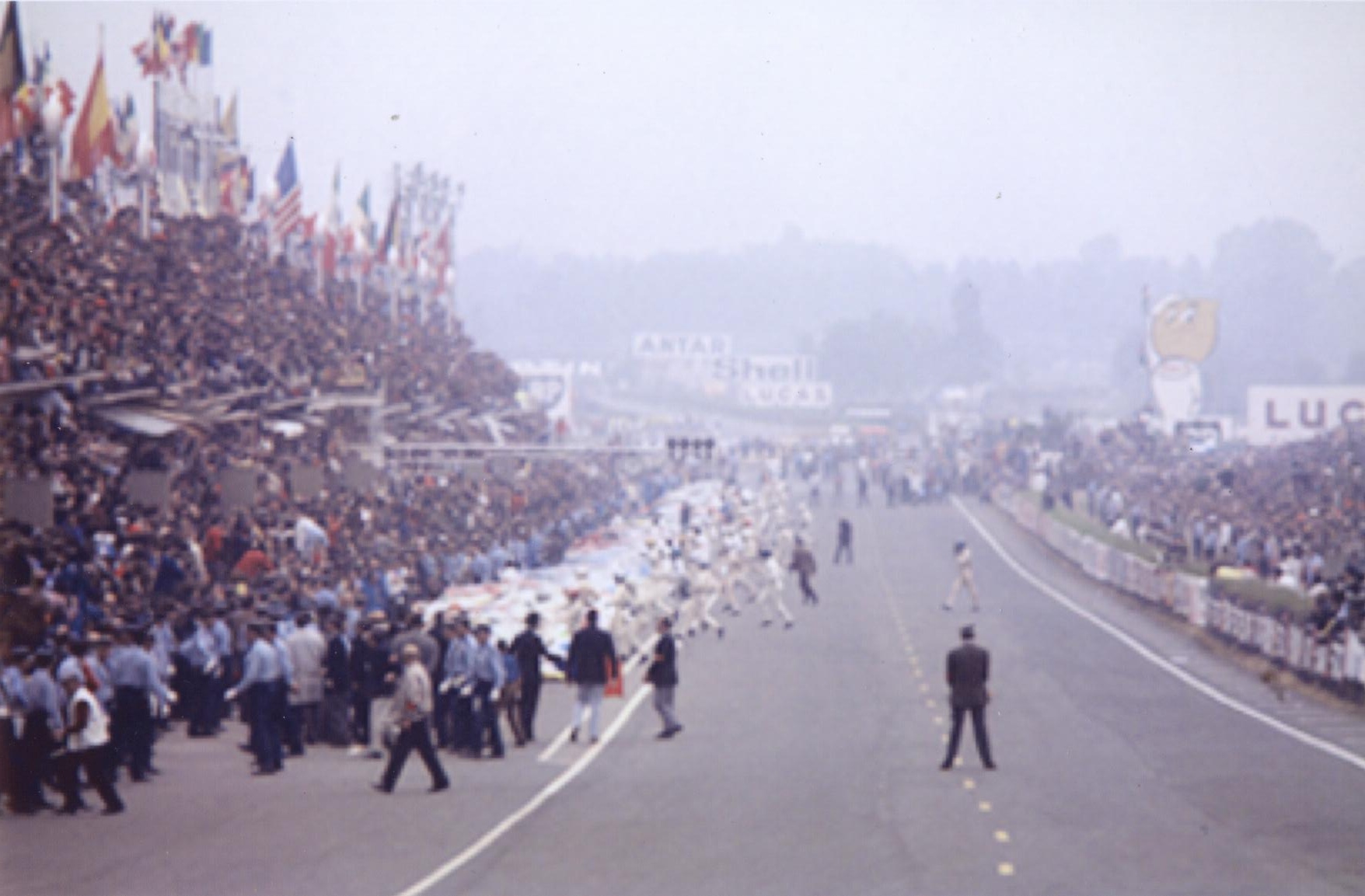 Le Mans Start.jpg