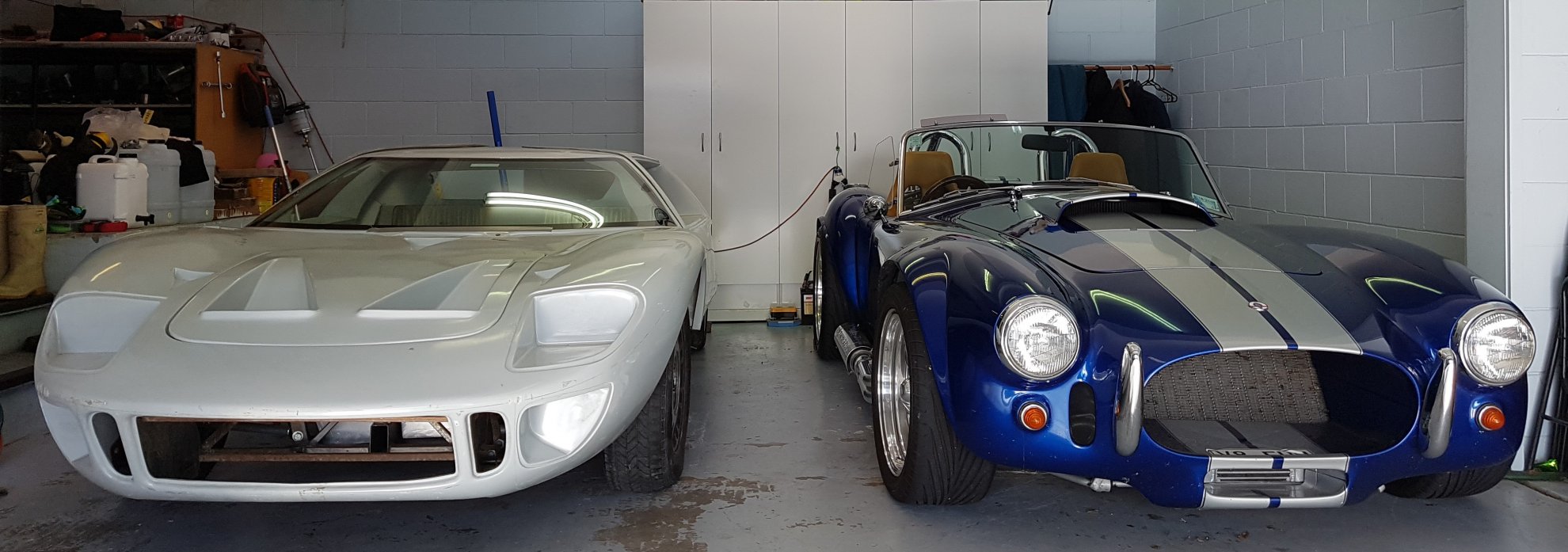 Macs GT40 Cobra.jpg