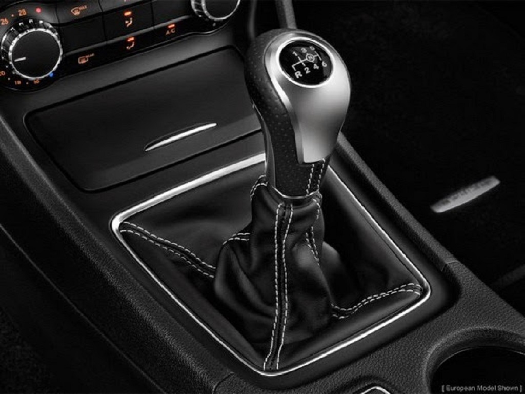 mercedes-benz-gear-shift_1.jpg