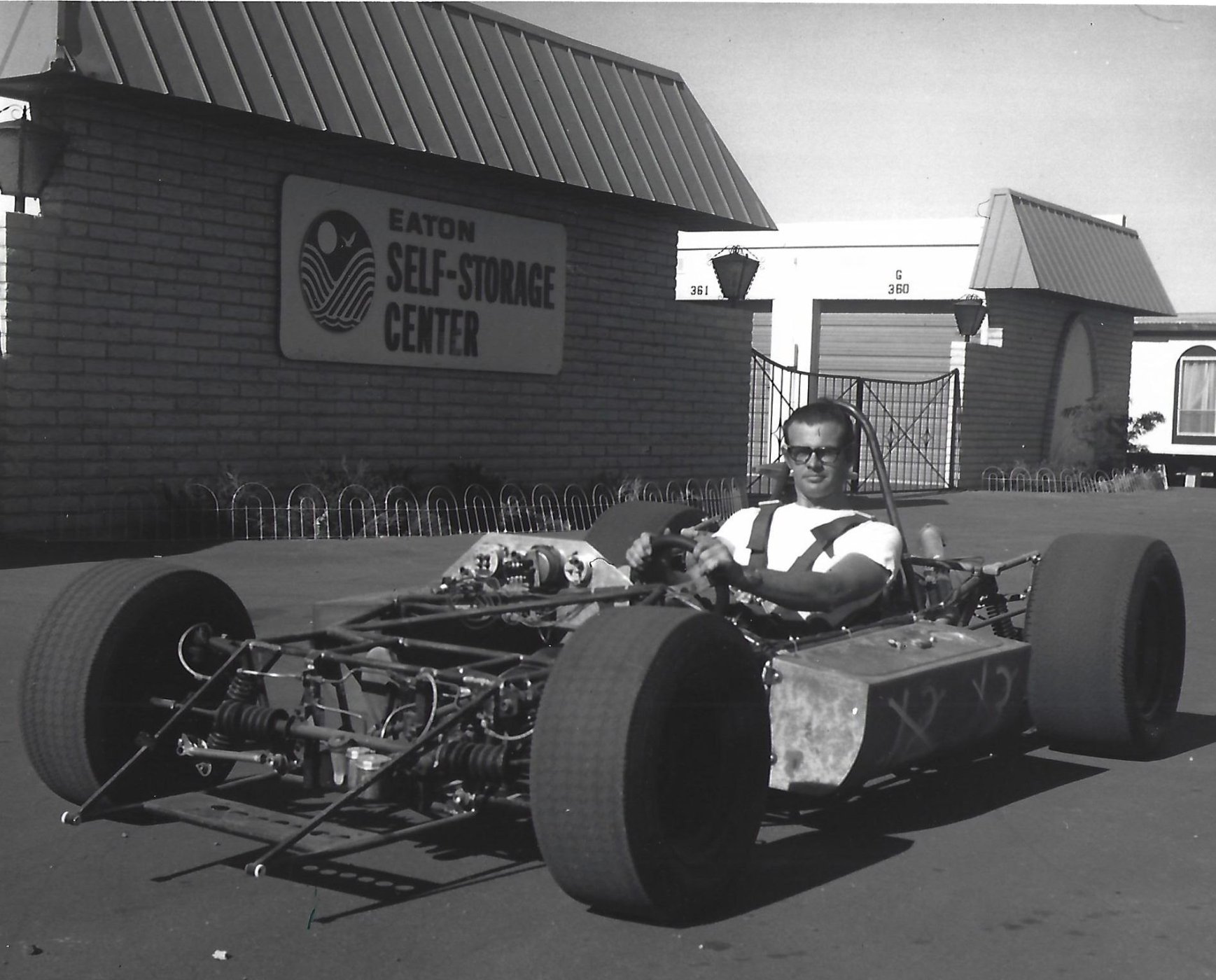 Neil- Sabel Chassis.jpg