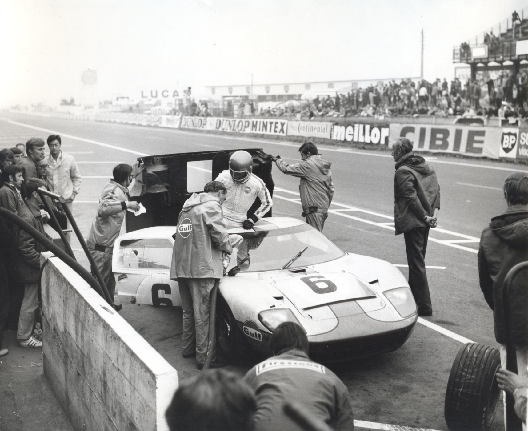 P1075 Pit 2.jpg