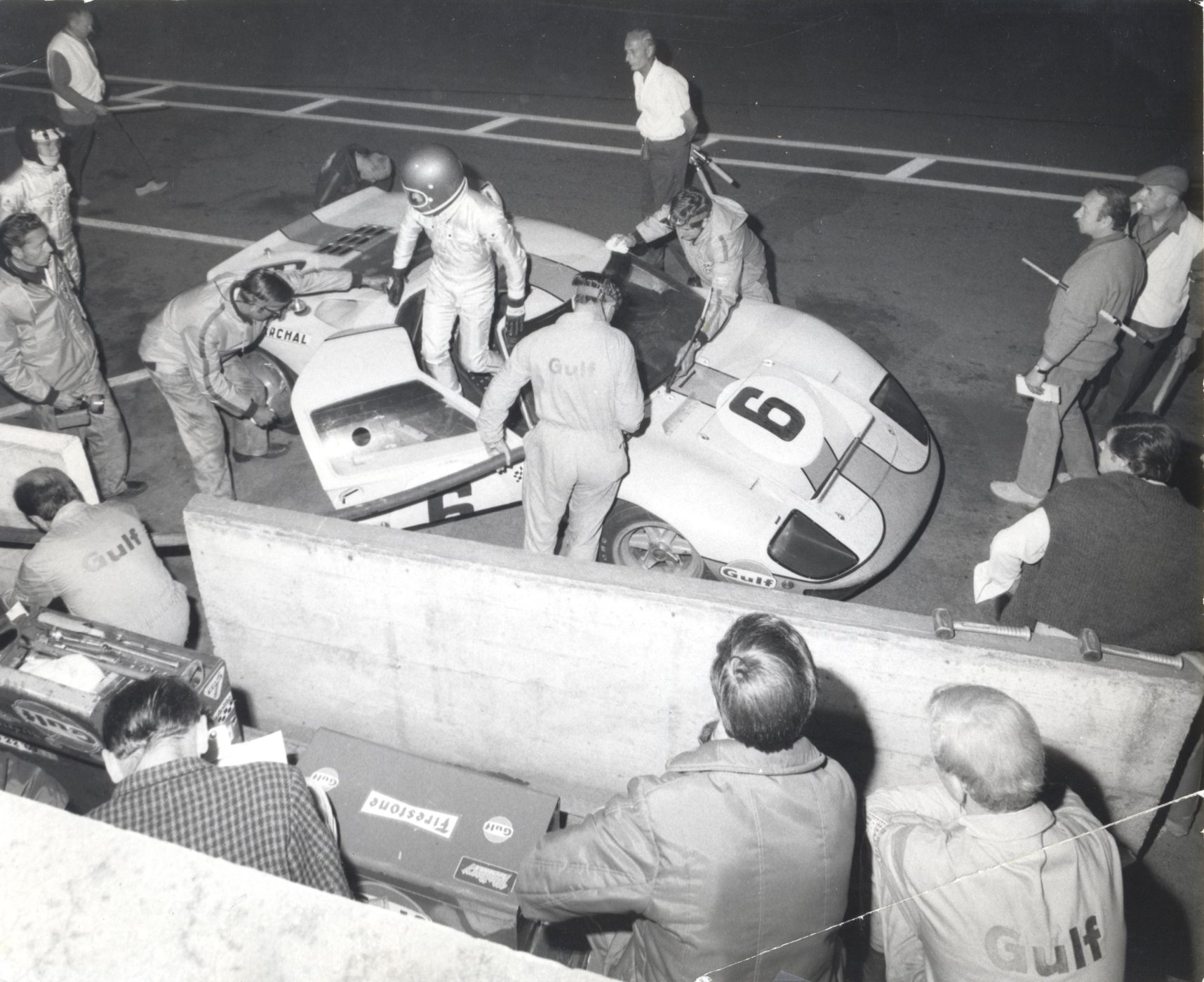 P1075 Pit.jpg