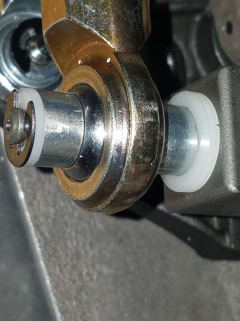 R8_Gated-Shifter_10.jpg