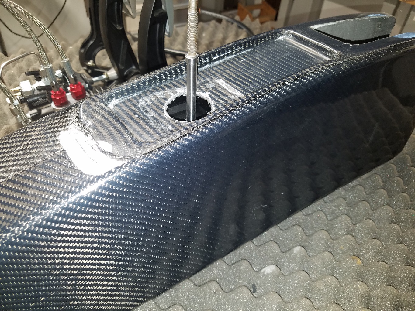 R8_Gated-Shifter_2.jpg