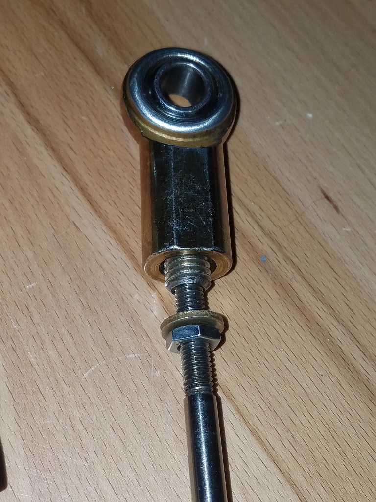 R8_Gated-Shifter_7.jpg
