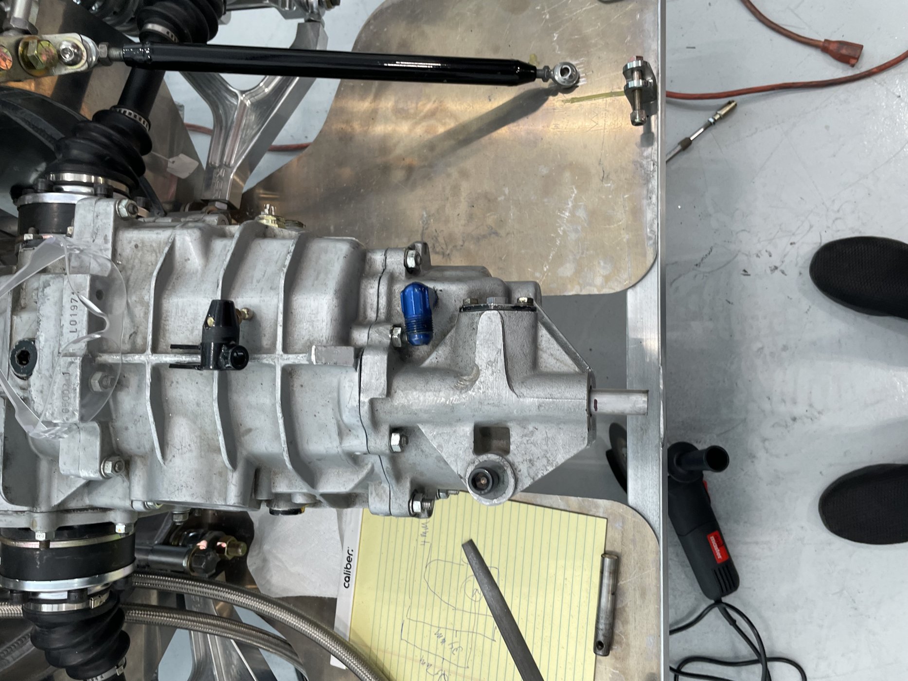 Shift shaft cut (shaft in second gear).jpeg