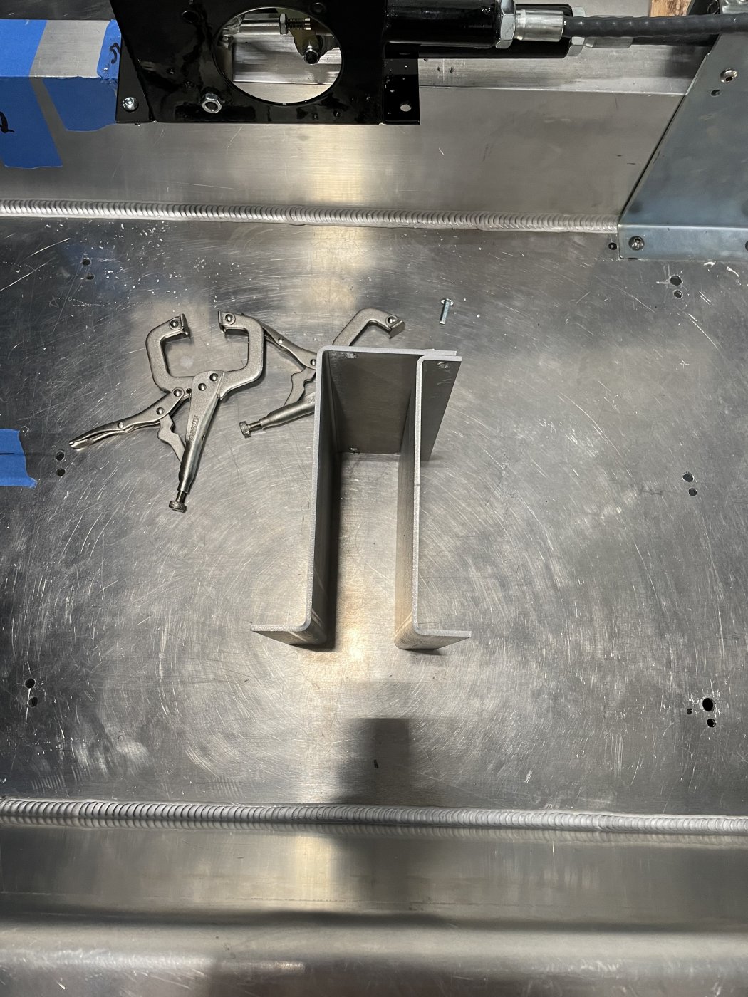 shifter bracket 1.jpeg
