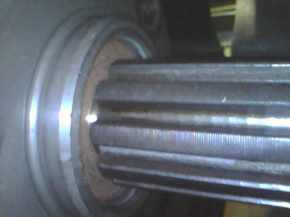splines-and-pilot-bushing.jpg