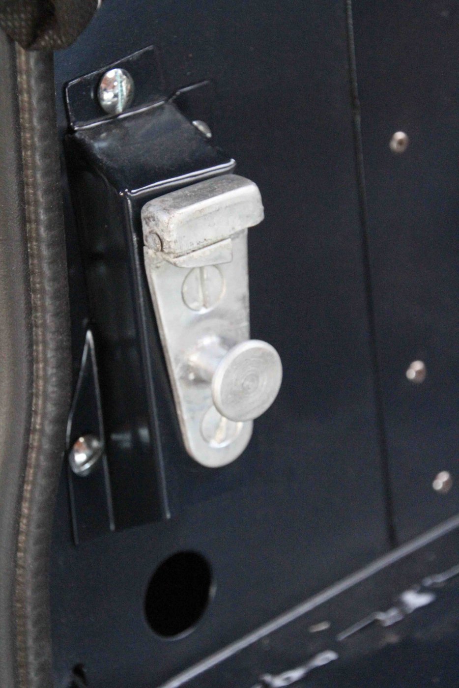 Striker plate.jpg
