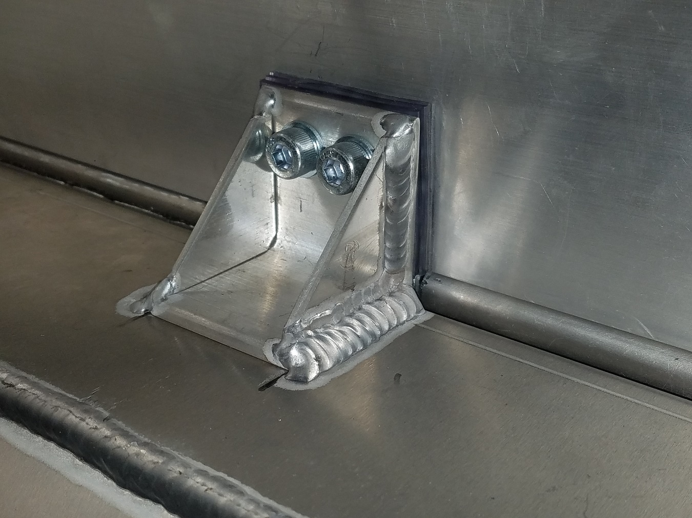 Tank upper bracket-2.jpg