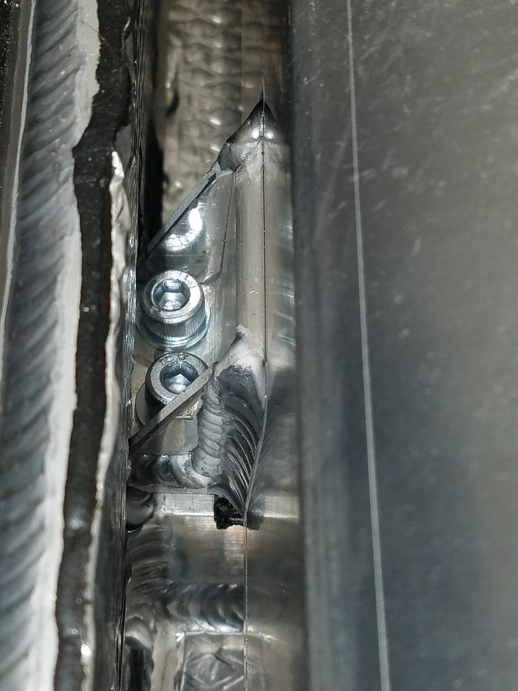 Tank upper bracket-3.jpg