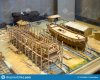 diorama-dédié-à-la-construction-de-navires-en-bois-lodeynoe-pole-russie-mars-154098494.jpg