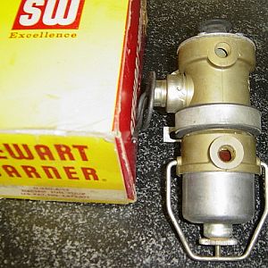 Stewart Warner Pump 12V 240A