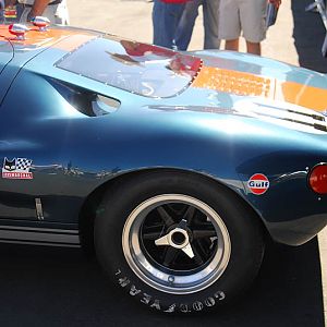 gt40P/1049