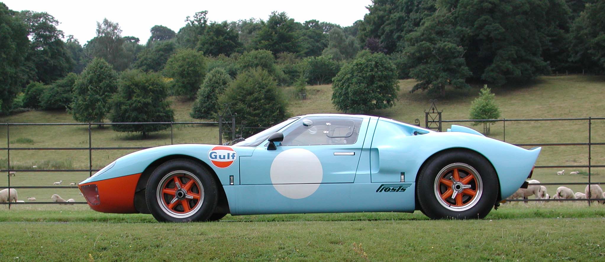 J40GT at Loton Park