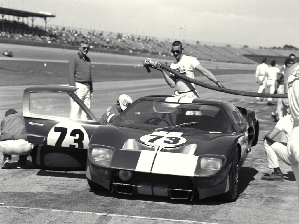 Racing GT40's