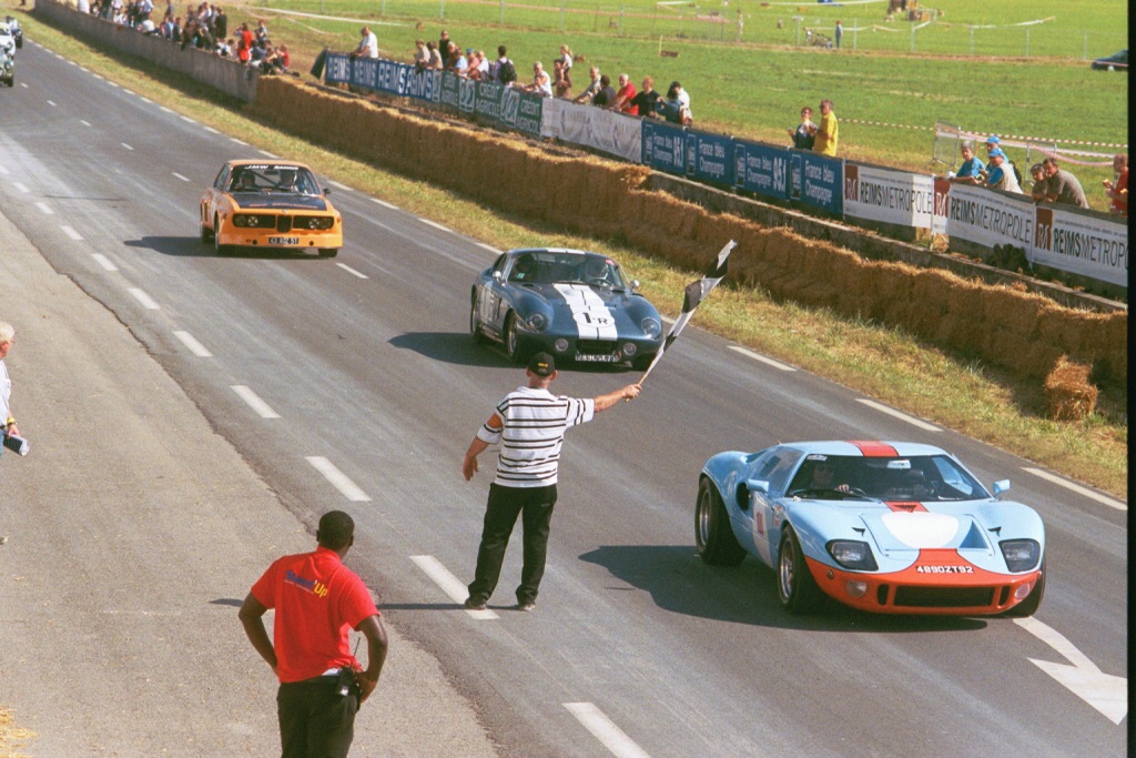 Racing GT40's
