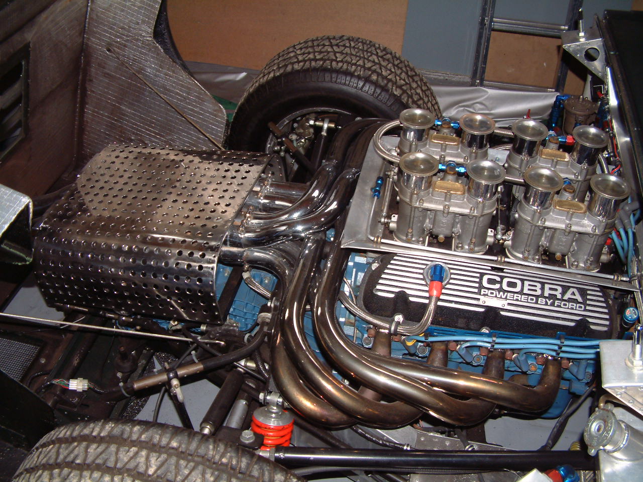 Top shot engine bay